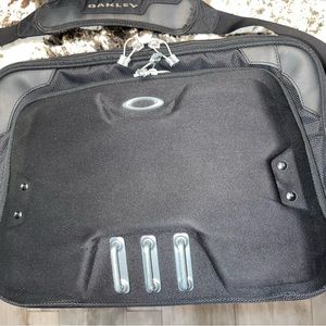 Oakley Messenger Tactical Field Gear Computer Briefcase Laptop Shoulder Bag Rare